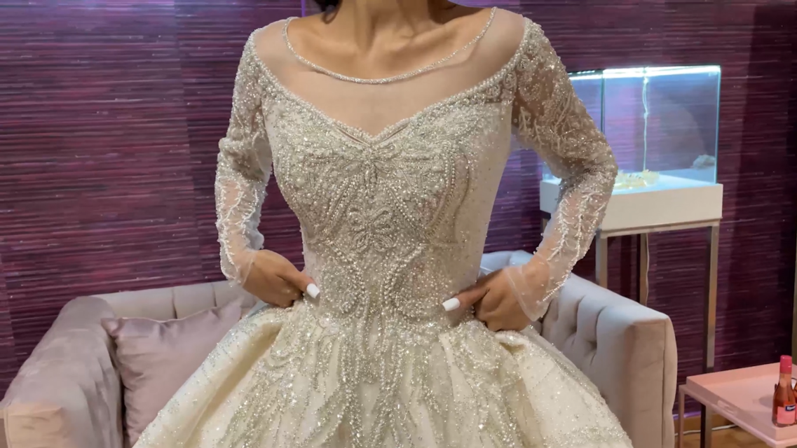 Carousel bottom info